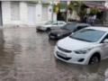 Злива в Одесі буквально змив автомобілі з доріг