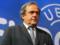 По подозрению в коррупции арестован бывший глава УЕФА