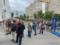 В центр вакцинации в Киеве образовалась очередь. Ждать приходится больше часа