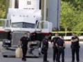 В грузовике на парковке в Техасе нашли 30 раненых и 8 трупов