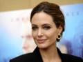 Анджелина Джоли обеспокоена насилием над украинками во время войны