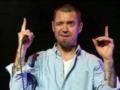 Бывший фронтмен группы  Ляпис Трубецкой  Михалок избил на концерте мужчину