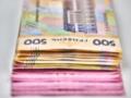 Медикам повысили зарплаты: сколько будут получать врачи и другие работники