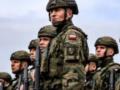 Польша направит больше войск в Латвию для усиления восточного фланга НАТО — Bloomberg