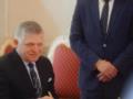 В Словакии заявили, что Фицо до сих пор планирует ехать на парад в РФ