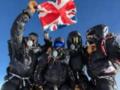 Британцы покорили Эверест новым способом