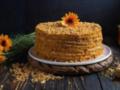 Ленивый  Медовик  из одного коржа: самый простой рецепт вкусного домашнего десерта