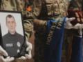 Выходил последним, прикрывая собратьев: в Харькове попрощались с полицейским, который погиб на Липецком направлении.