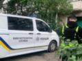 В Киеве произошел взрыв под жилым домом