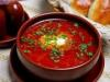 Традиционный украинский борщ с насыщенным вкусом