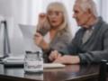 Пенсия за выслугу лет: будут ли платить, если сменил место работы