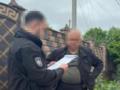 Экс-директор филии  Леса Украины  погорел на незаконном обогащении: у него дома нашли наличку на сотни тысяч долларов