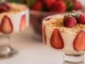 Вкуснее любого торта: самый легкий десерт из клубники, печенья и шоколада в стакане