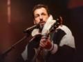Адам Сэндлер появился на премьере фильма в компании дочерей