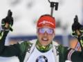 Немецкая олимпийская чемпионка по биатлону попала под сильный камнепад в горах