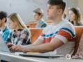 Украинским студентам планируют переписать размер стипендии: что известно