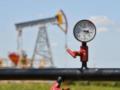 Нефть дешевеет перед саммитом на Аляске