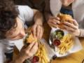 9 продуктов, которые больше всего вредят вашим мышцам