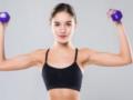 5 простых упражнений с гантелями для укрепления подмышек и рук