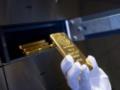 Стоимость золота впервые в истории превысила $4000