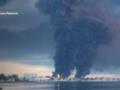 Пожар на нефтебазе в Феодосии: дым распространился на 12 км