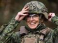 Королева Нидерландов Максима прошла военные учения