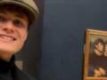 В Лувре новые скандалы: издевательства пранкеров и угроза обрушения