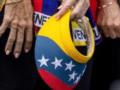 Венесуэльцы в изгнании мечтают об интервенции США и свержении режима Мадуро — WSJ