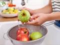 Как правильно мыть овощи и фрукты и надо ли их замачивать: развеиваем мифы