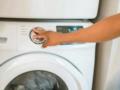 Чем почистить стиральную машину, чтобы она блестела и пахла свежестью: два простых средства