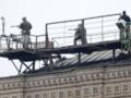 Блокпосты и окружённый пулемётчиками Кремль: Москва готовится к параду