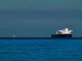 Иран накапливает нефть на старых танкерах - FT