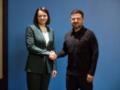 Зеленский и Тихановская провели встречу в Киеве в ходе саммита с участием 24 стран