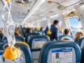 Рейс Ryanair: мужчину затянуло в разбитый иллюминатор