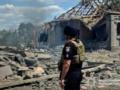 Стало известно, сколько гражданских остаются в Донецкой области