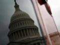Споры из-за тарифных полномочий Трампа поставили под угрозу соглашение об «адских санкциях» против РФ — NYT