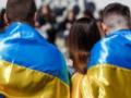 Могут ли подростки выехать из Украины за границу без родителей: разъяснение