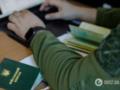 Нужно ли обращаться в ТЦК по достижении 60 лет для снятия с воинского учета: подробное объяснение