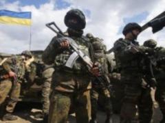 Террористы за сутки 60 раз обстреляли силовиков АТО
