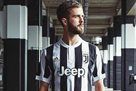 Ювентус представил новую форму на сезон 2017/18