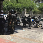 Серия терактов в Иране: появилось первое видео подрыва смертника у мавзолея Хомейни