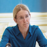 Отравление рыбой: Супрун сбежала от журналистов из-за сыворотки против ботулизма. Видеофакт