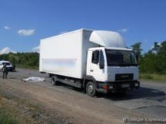 На Харьковщине водитель попал под собственное авто