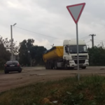 Хто руйнує дороги в селі? Гранд Бетон!