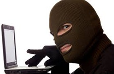 Чоловік заплатив 12 тисяч гривень за зубну пасту в інтернеті, однак товар не отримав