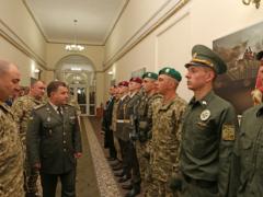 В Киеве решали, в какой форме силовики пойдут на парад