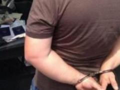 Глава подразделения ГМС на Донетчине незаконно переоформлял паспорта