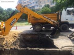 Прорыв трубы на поселке Котовского: напора в кранах пока нет, а в «Инфоксе» пояснили, что впервые чинят подобную поломку