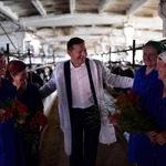 Українські доярки - найкращі доярки у світі!