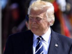 Более 190 конгрессменов подали иск против Дональда Трампа